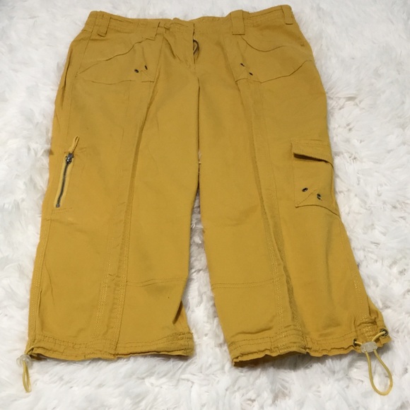 Style & Co - Women Yellow Cargo Capri Pants - Picture 3 of 8